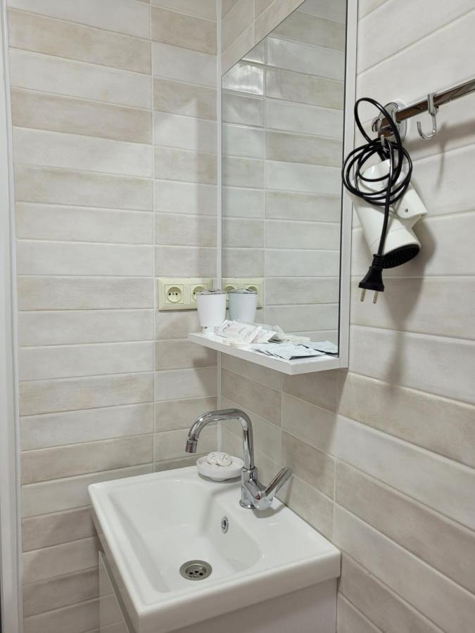 קוטאיסי Hotel Dika מראה חיצוני תמונה