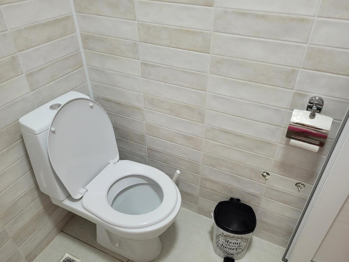 קוטאיסי Hotel Dika מראה חיצוני תמונה