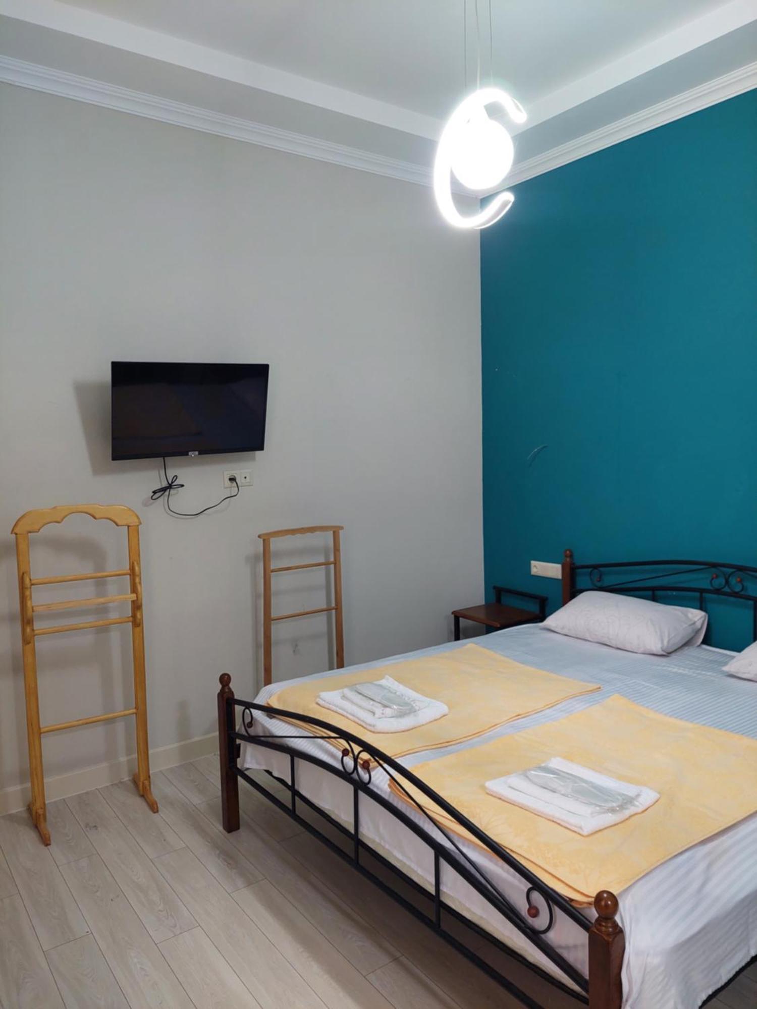 קוטאיסי Hotel Dika מראה חיצוני תמונה